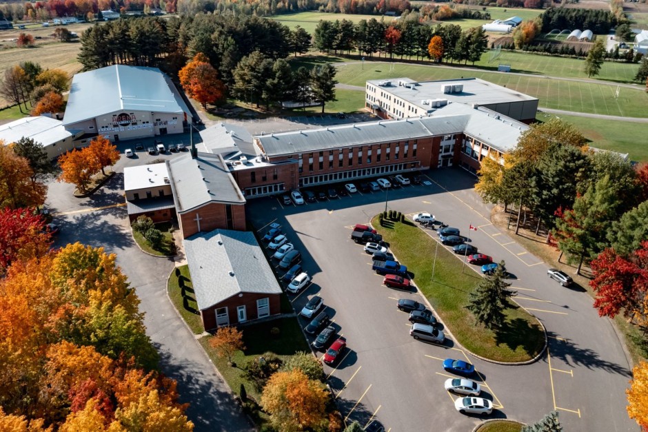 Collège Clarétain : une soirée portes ouvertes instructive et représentative